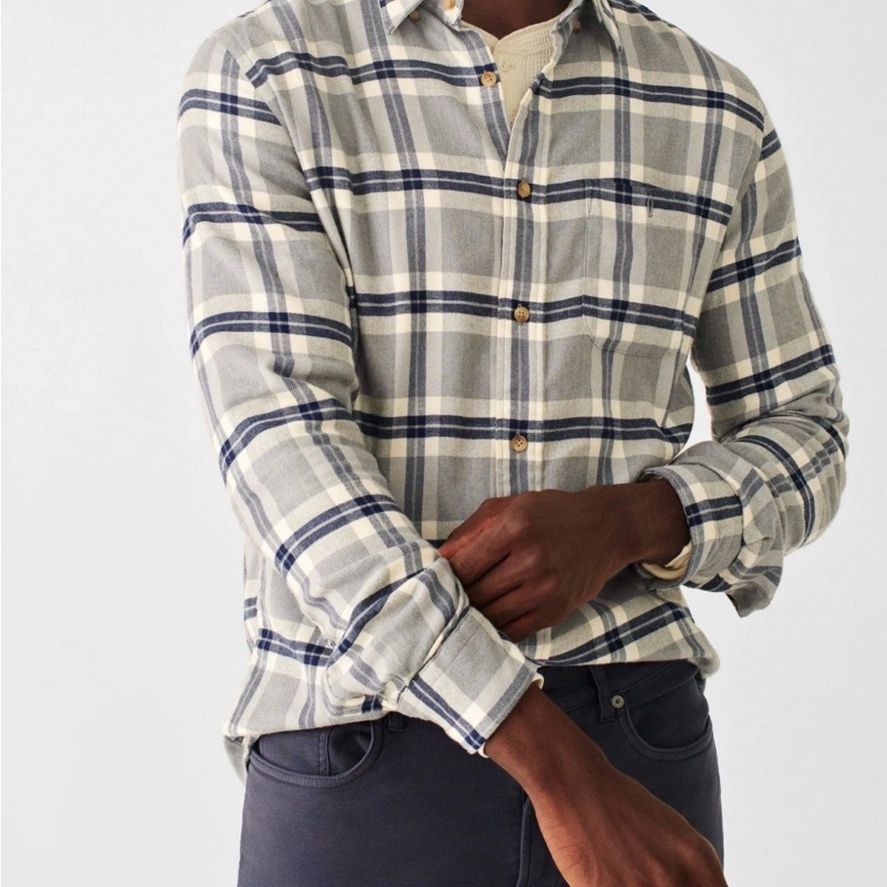 NWT! Faherty Prospect Plaid Grey &  Navy Movement Lightweight Button down - S
